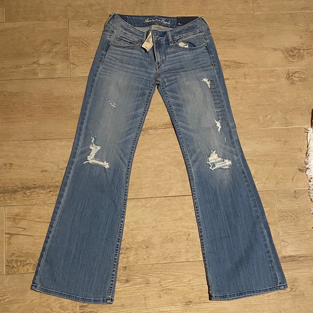 American Eagle Outfitters Flare Jeans in Distressed Blue